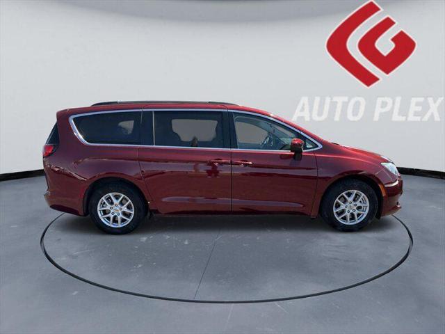 2021 Chrysler Voyager LXI