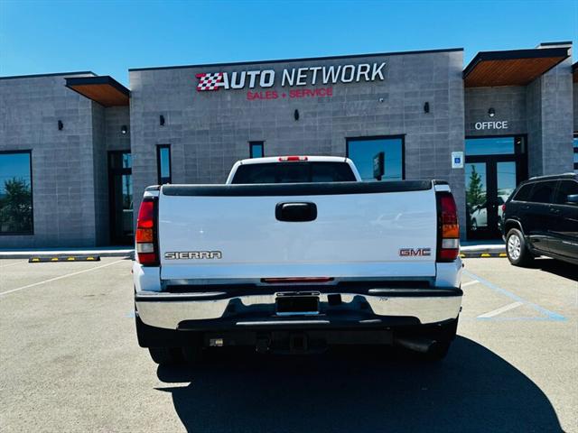 2005 GMC Sierra 3500 SLT