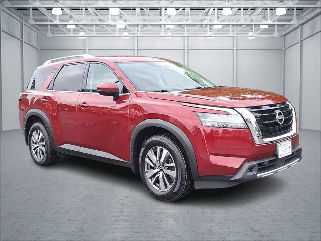 2023 Nissan Pathfinder SL 4WD
