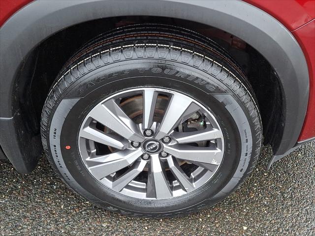 2023 Nissan Pathfinder SL 4WD