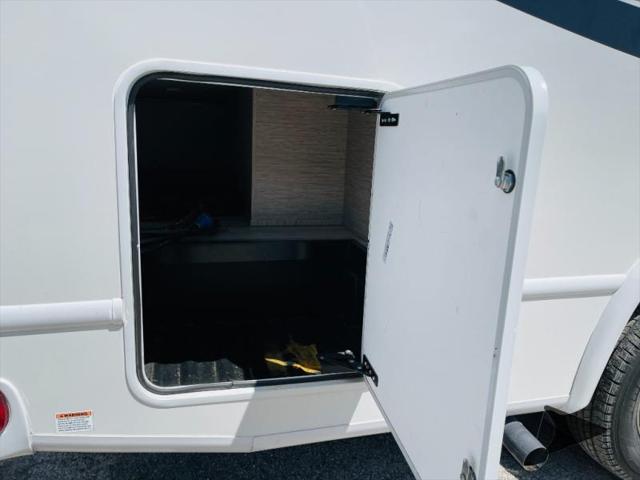 2024 Ford E-450 Stripped Unknown