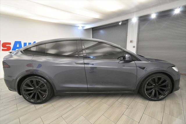 2023 Tesla Model X Standard Range