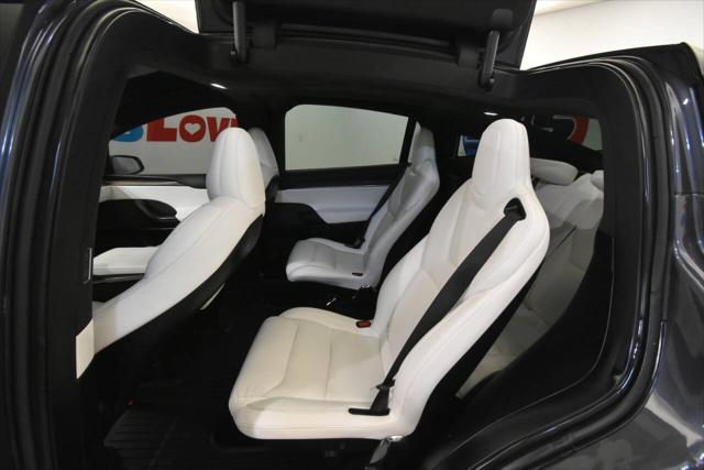 2023 Tesla Model X Standard Range