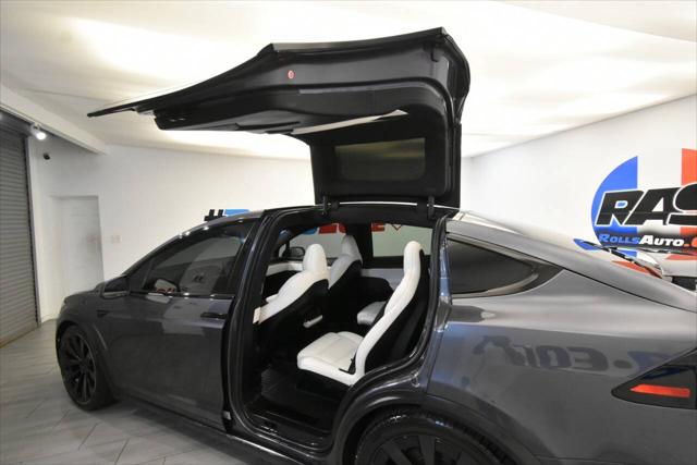 2023 Tesla Model X Standard Range