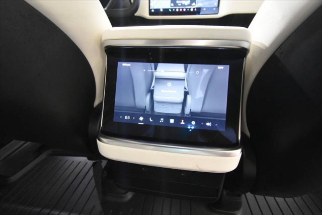 2023 Tesla Model X Standard Range