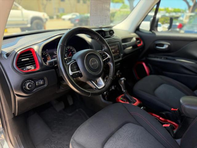 2015 Jeep Renegade Trailhawk