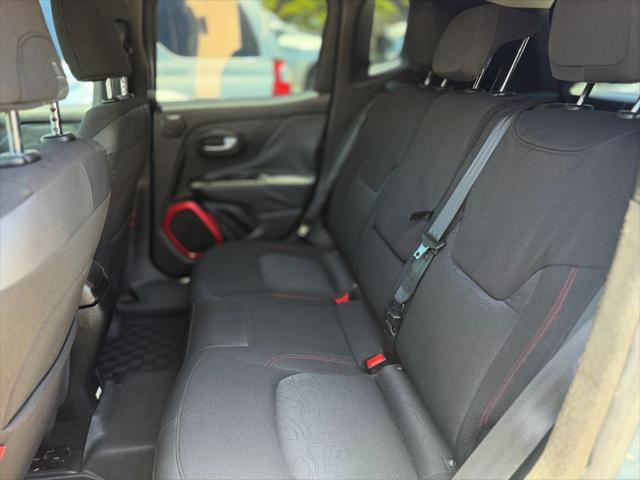 2015 Jeep Renegade Trailhawk