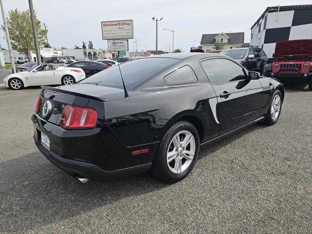 2012 Ford Mustang V6