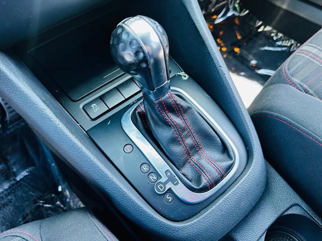 2013 Volkswagen GTI Wolfsburg Edition
