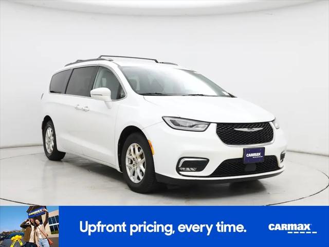 2022 Chrysler Pacifica Touring L for sale in Fairfield, CA