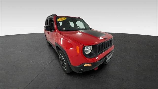 2023 Jeep Renegade Trailhawk 4x4 for sale in Janesville, WI