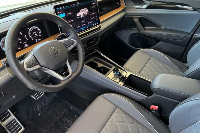 2026 Volkswagen Tiguan SEL R-Line Turbo