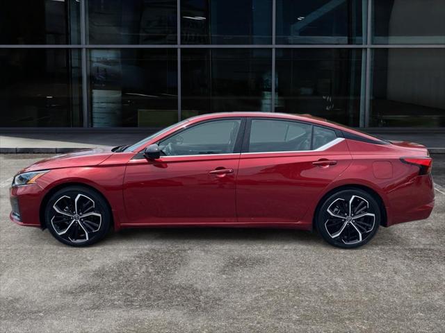2023 Nissan Altima SR FWD