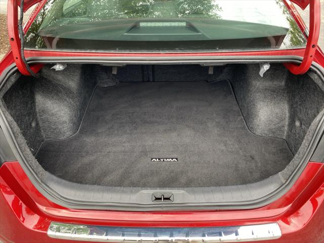 2023 Nissan Altima SR FWD