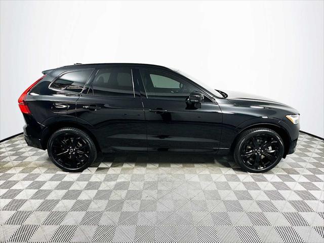 2026 Volvo XC60 Plug-In Hybrid Black Edition Ultra, T8 AWD Electric/Gasoline, Dark
