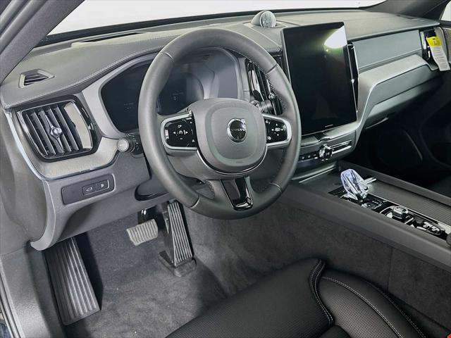 2026 Volvo XC60 Plug-In Hybrid Black Edition Ultra, T8 AWD Electric/Gasoline, Dark