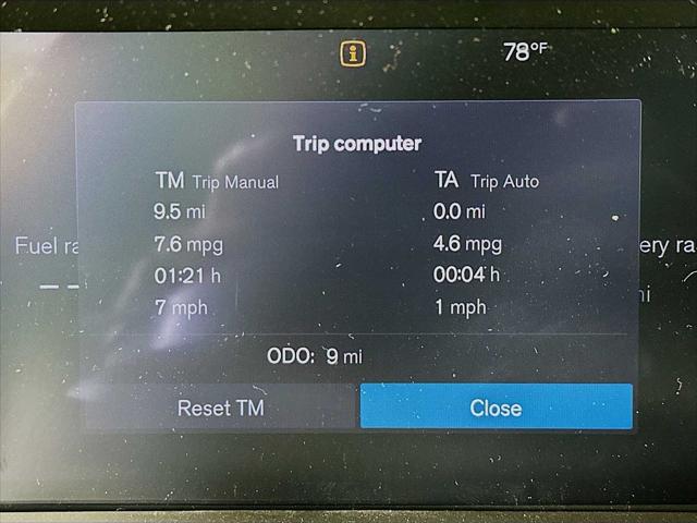 2026 Volvo XC60 Plug-In Hybrid Black Edition Ultra, T8 AWD Electric/Gasoline, Dark
