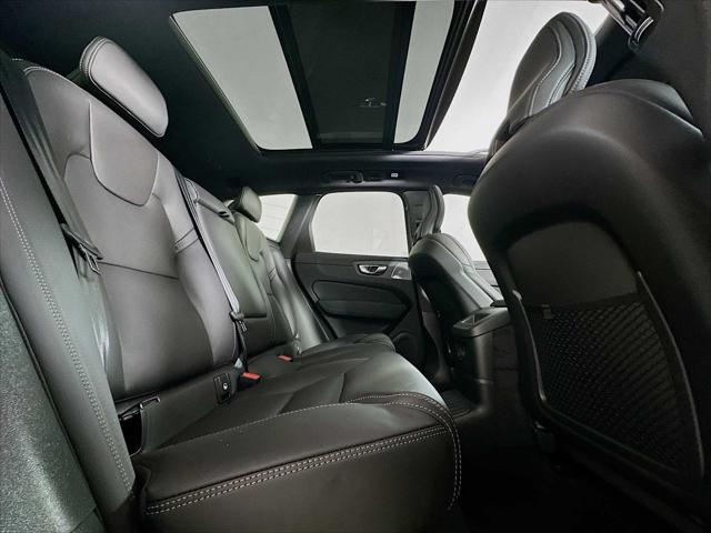 2026 Volvo XC60 Plug-In Hybrid Black Edition Ultra, T8 AWD Electric/Gasoline, Dark