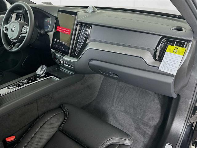 2026 Volvo XC60 Plug-In Hybrid Black Edition Ultra, T8 AWD Electric/Gasoline, Dark