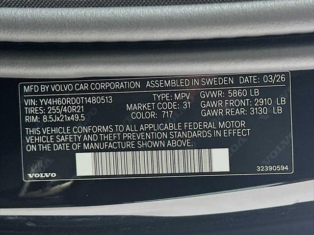 2026 Volvo XC60 Plug-In Hybrid Black Edition Ultra, T8 AWD Electric/Gasoline, Dark