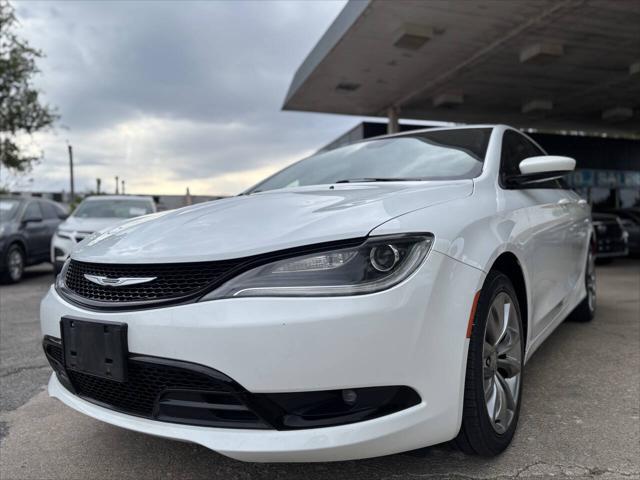 2015 Chrysler 200 S
