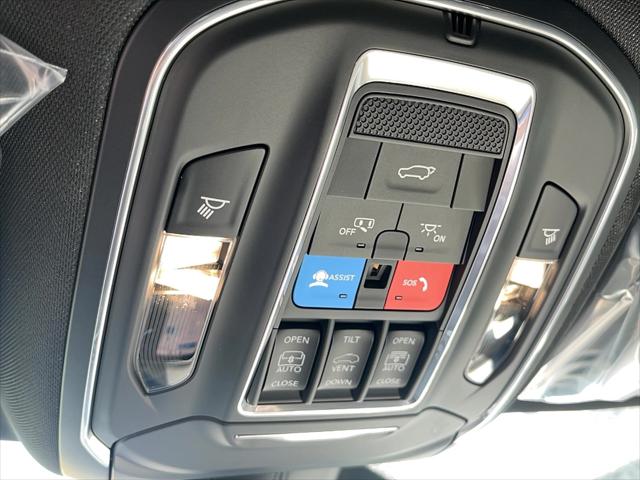 2026 Jeep Grand Wagoneer Upland 4x4