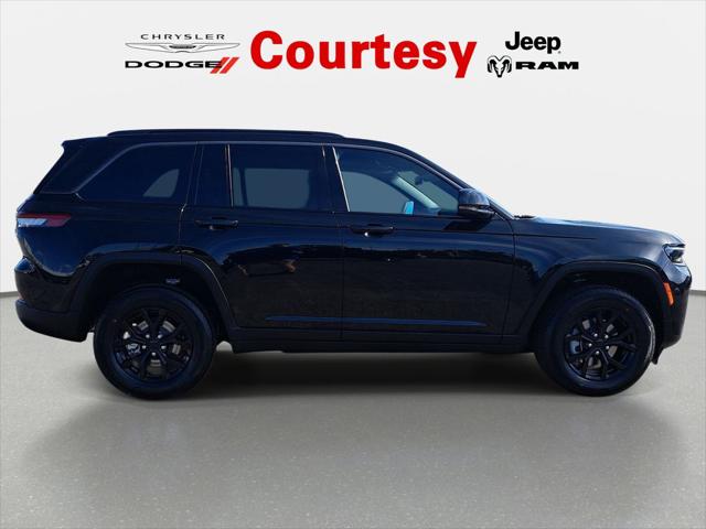 2026 Jeep Grand Cherokee Altitude 4x4