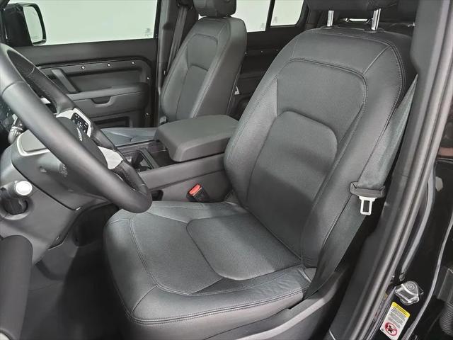 2024 Land Rover Defender 110 P300