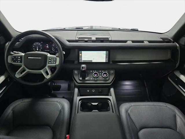 2024 Land Rover Defender 110 P300
