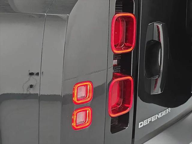2024 Land Rover Defender 110 P300