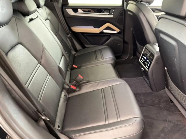 2024 Porsche Cayenne Cayenne