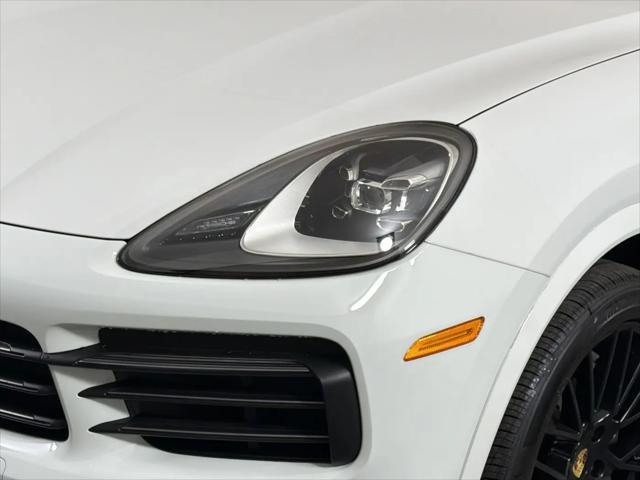 2022 Porsche Cayenne Platinum Edition