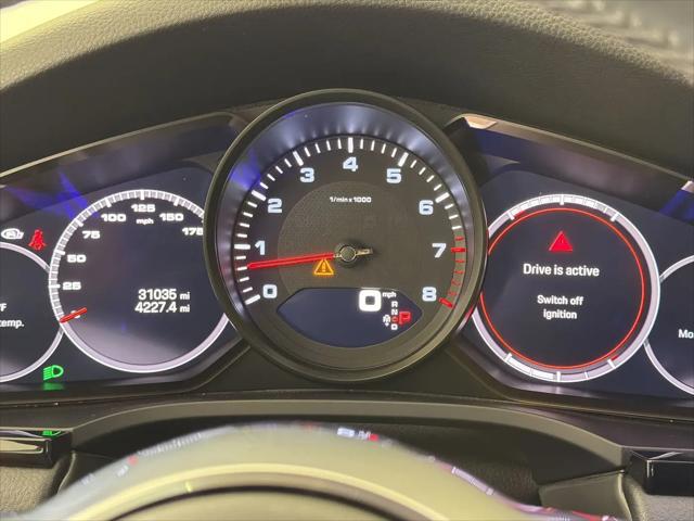 2022 Porsche Cayenne Platinum Edition