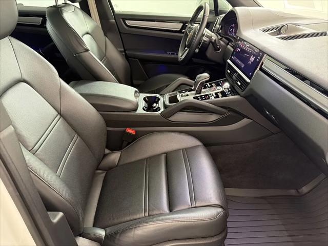 2022 Porsche Cayenne Platinum Edition
