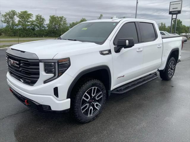 2023 GMC Sierra 1500 4WD Crew Cab Short Box AT4