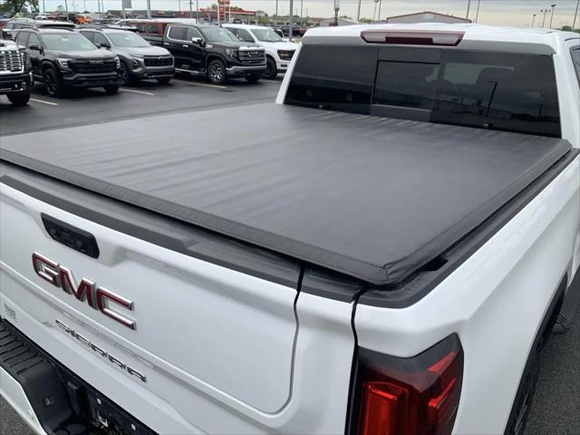 2023 GMC Sierra 1500 4WD Crew Cab Short Box AT4