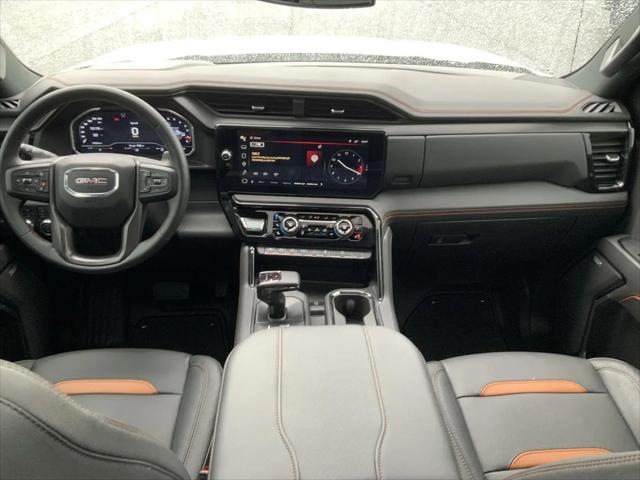 2023 GMC Sierra 1500 4WD Crew Cab Short Box AT4