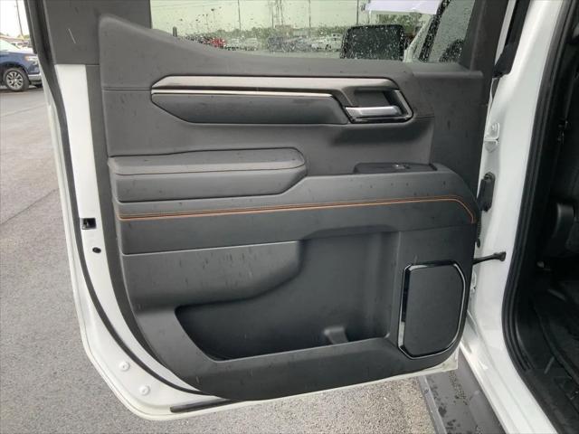 2023 GMC Sierra 1500 4WD Crew Cab Short Box AT4