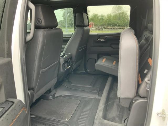 2023 GMC Sierra 1500 4WD Crew Cab Short Box AT4