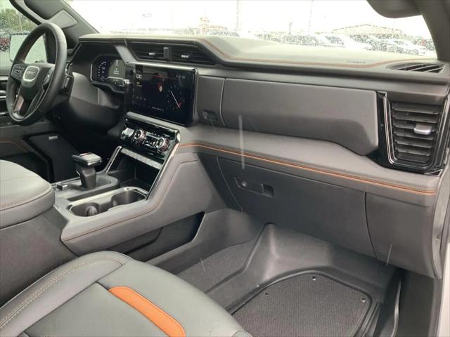 2023 GMC Sierra 1500 4WD Crew Cab Short Box AT4