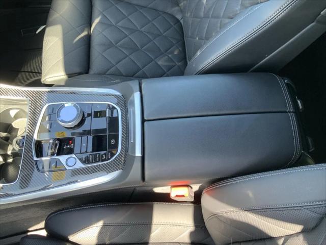 2024 BMW X5 M60i
