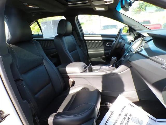 2015 Ford Taurus SEL