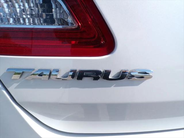 2015 Ford Taurus SEL