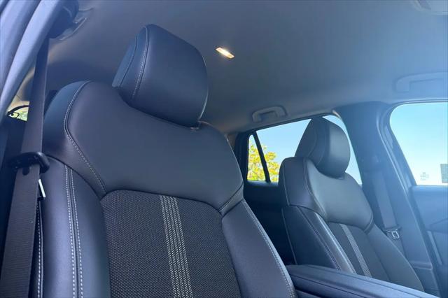2025 Mazda CX-50 Hybrid Preferred Package