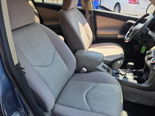 2006 Toyota RAV4 Base V6