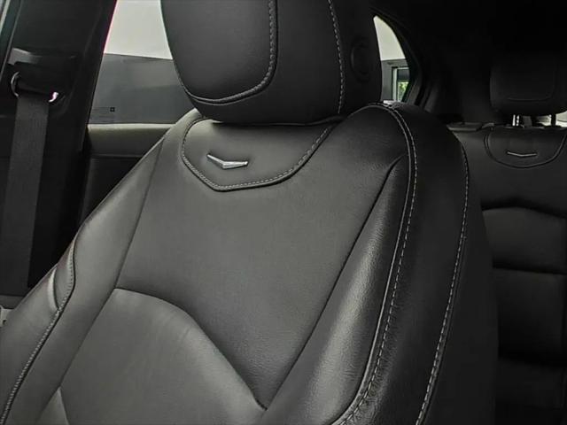 2024 Cadillac XT4 FWD Premium Luxury