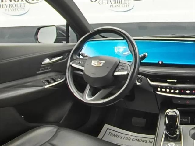 2024 Cadillac XT4 FWD Premium Luxury