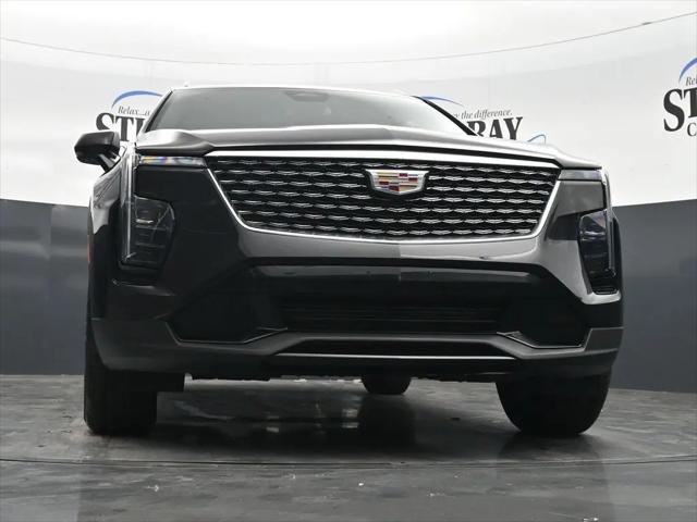 2024 Cadillac XT4 FWD Premium Luxury