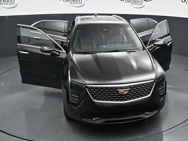 2024 Cadillac XT4 FWD Premium Luxury
