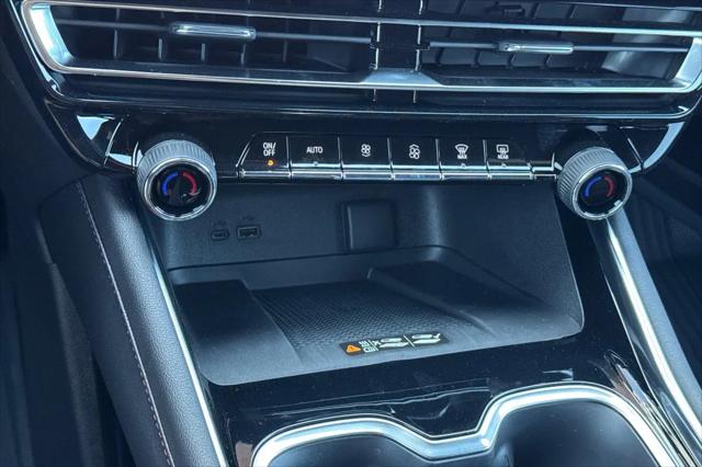 2026 Chevrolet Traverse FWD RS